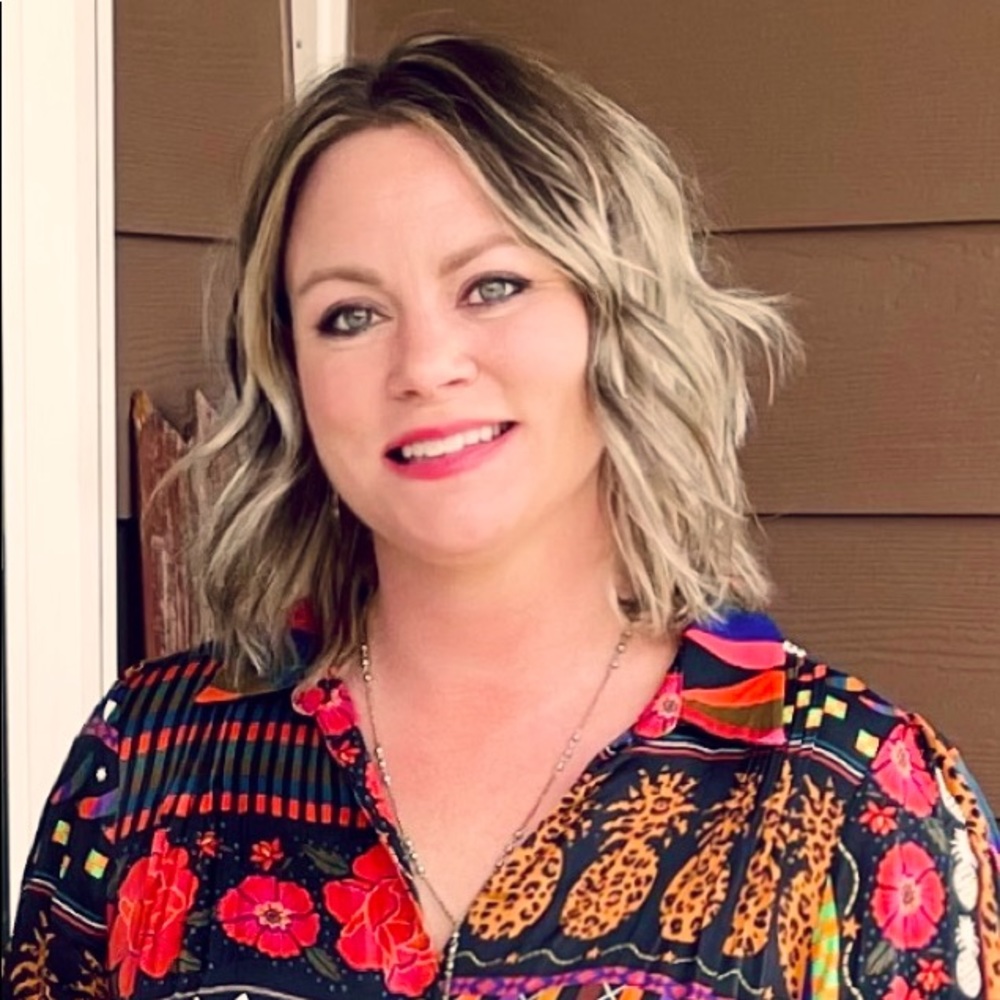 Meet your Posher, Joni